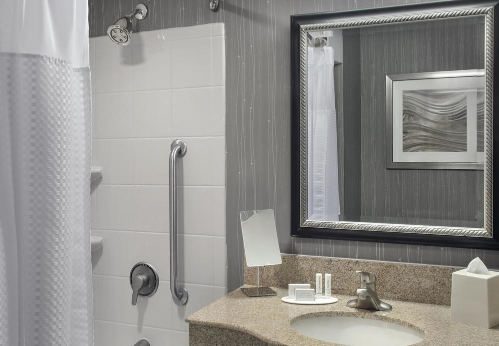 Courtyard By Marriott Paramus Exterior photo